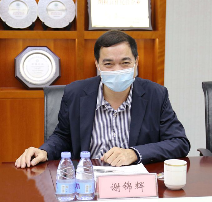 丽江市机关事务治理局副局长谢锦辉_副本.jpg